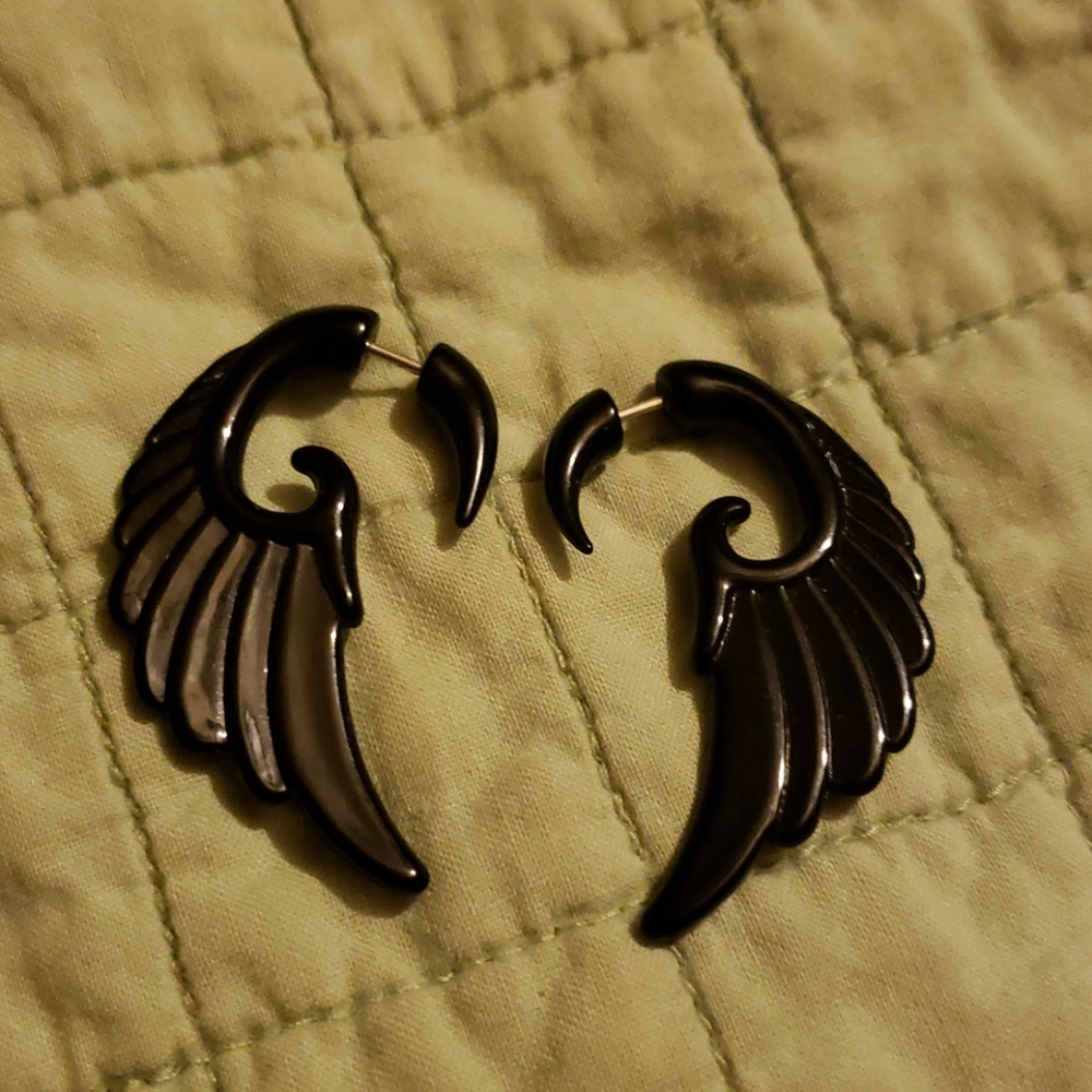 Earrings - Picture 2 of 2